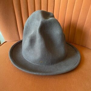 Pharrell Hat - Vivienne Westwood style - light brown felt